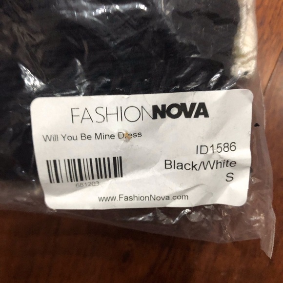 Fashion nova Will u be mine dress S - Picture 4 of 7